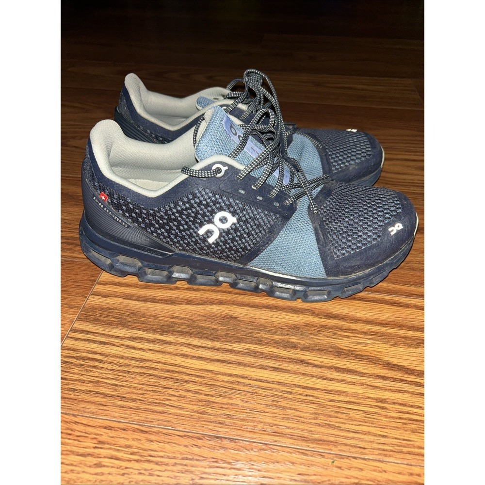 On Running Cloudstratus Womens Running Shoes Navy Dust Size 9